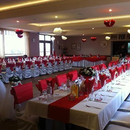 Hotel Pri Pesho 2*